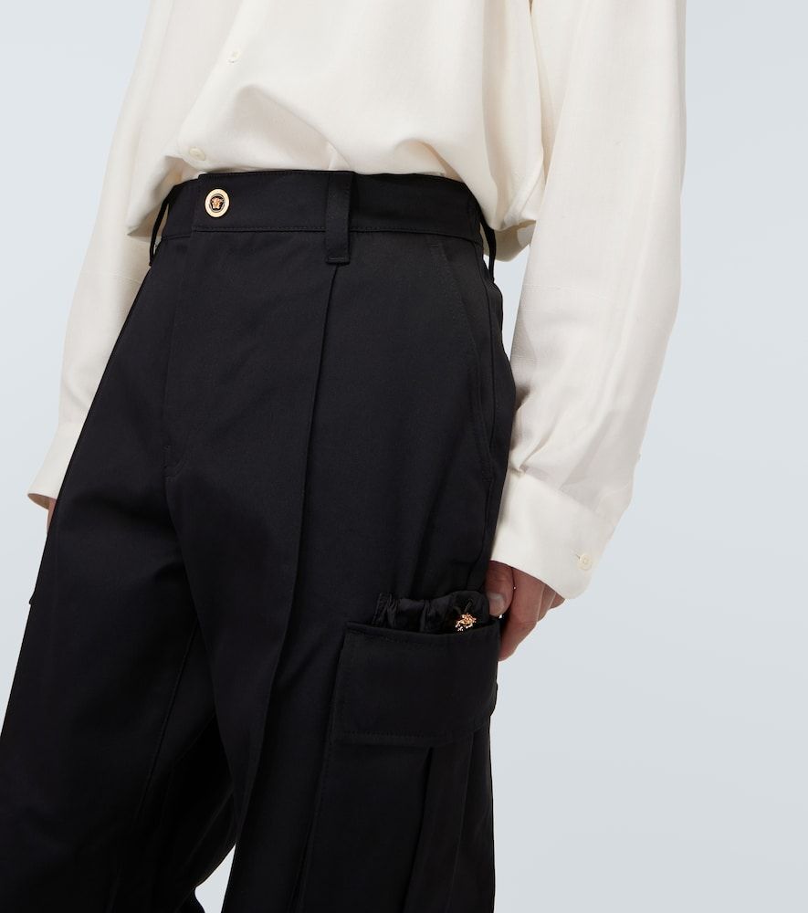 Pantalones cargo de gabardina de algodón - Versace - Modalova