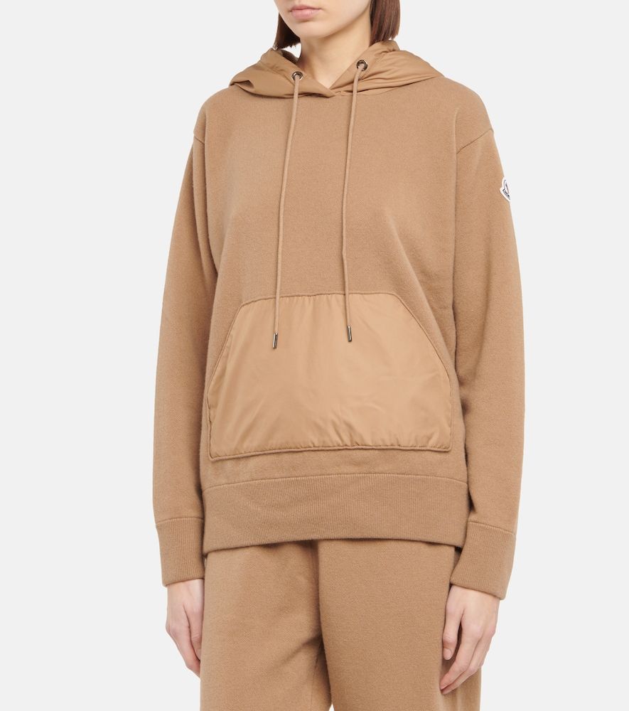 Hoodie aus Wolle und Kaschmir - Moncler - Modalova