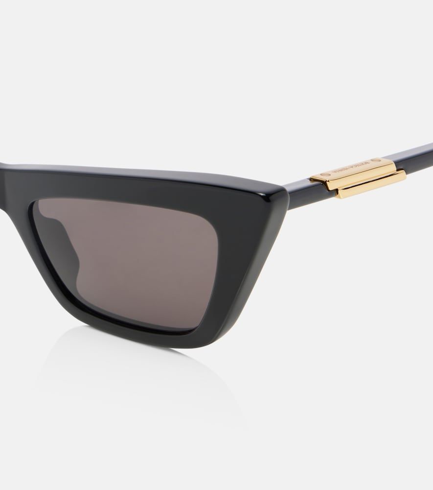 Snap cat-eye sunglasses - Bottega Veneta - Modalova