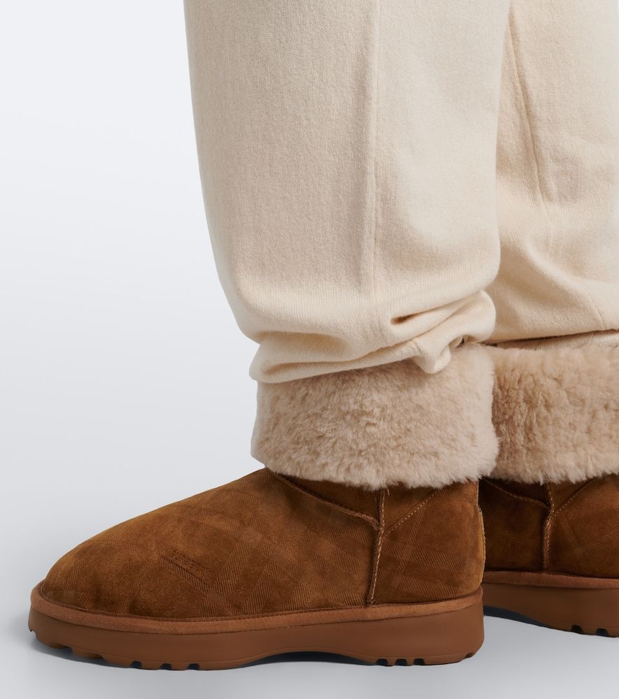 Ankle Boots aus Veloursleder mit Shearling - Burberry - Modalova