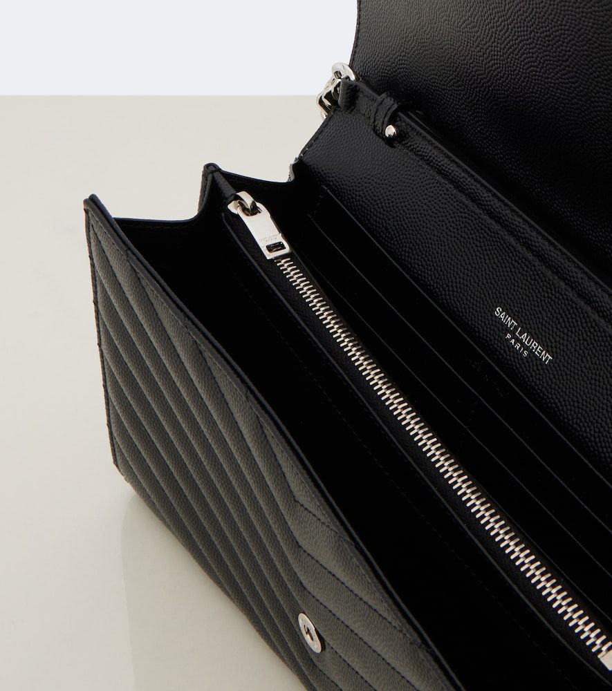 Cassandre matelasse leather wallet on chain - Saint Laurent - Modalova