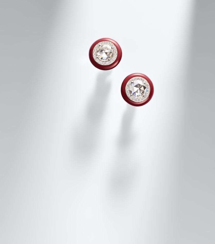 Orecchini Candy Dots in oro bianco 18kt e smalto con diamanti - Kamyen - Modalova