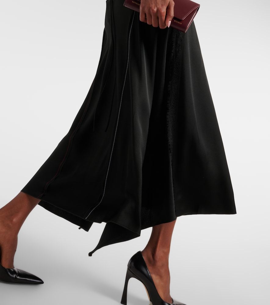Abito sottoveste in satin crêpe con pizzo - Victoria Beckham - Modalova