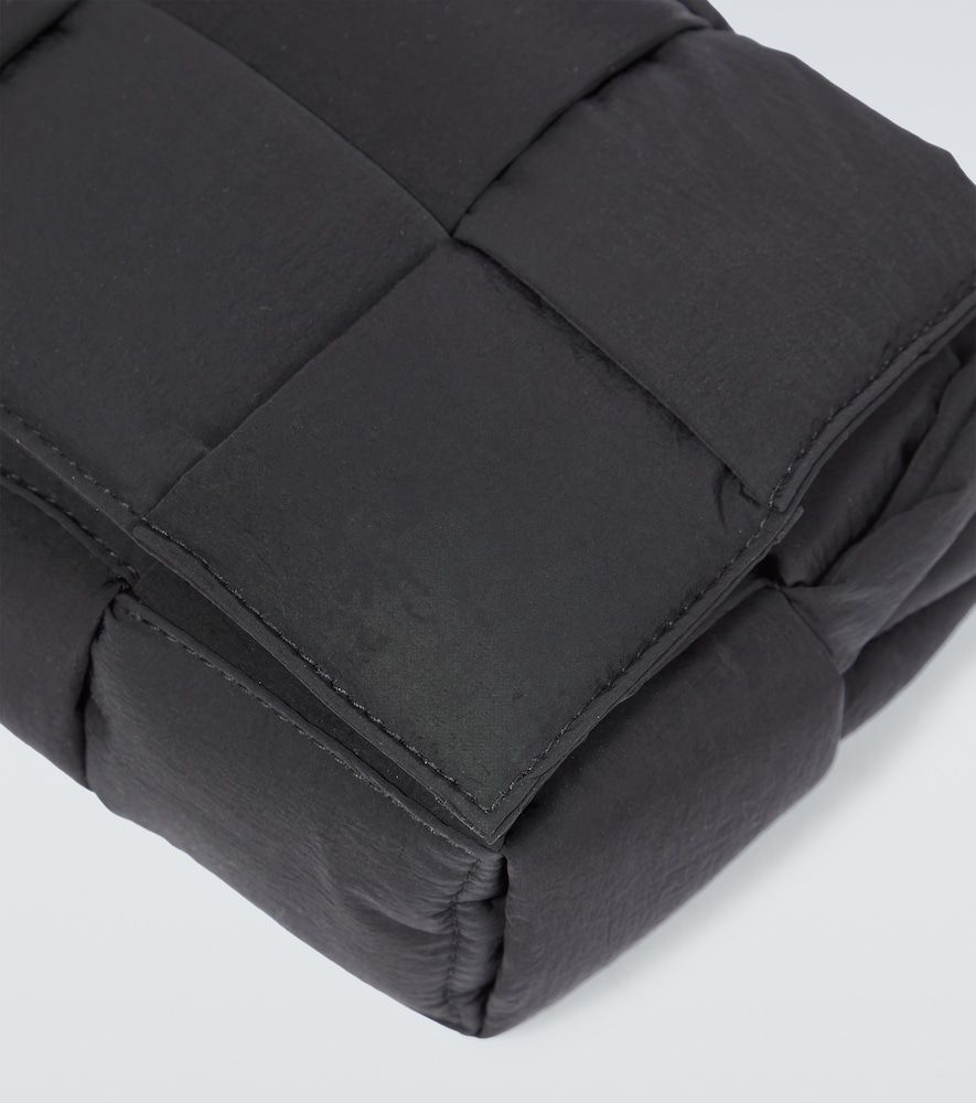 Padded Tech Cassette Small shoulder bag - Bottega Veneta - Modalova