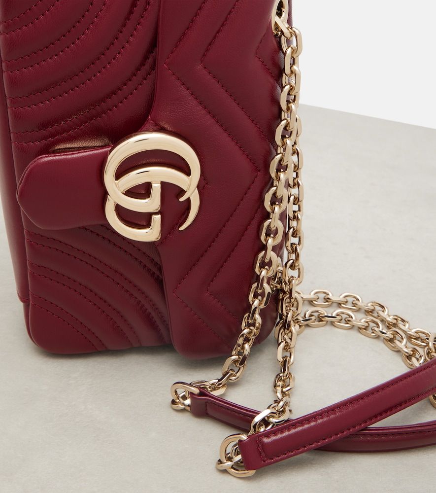 GG Marmont Small leather shoulder bag - Gucci - Modalova