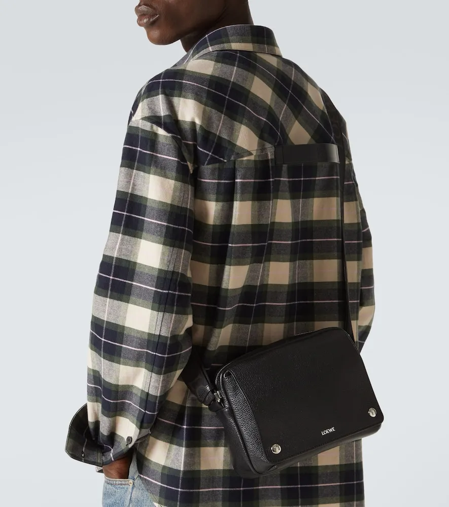 Bolso al hombro Pebble Medium de piel - Loewe - Modalova