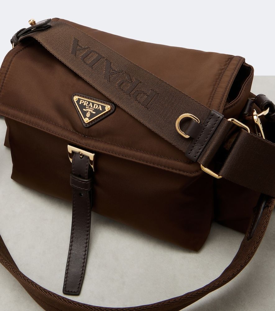 Bolso al hombro Explore Medium de Re-Nylon - Prada - Modalova