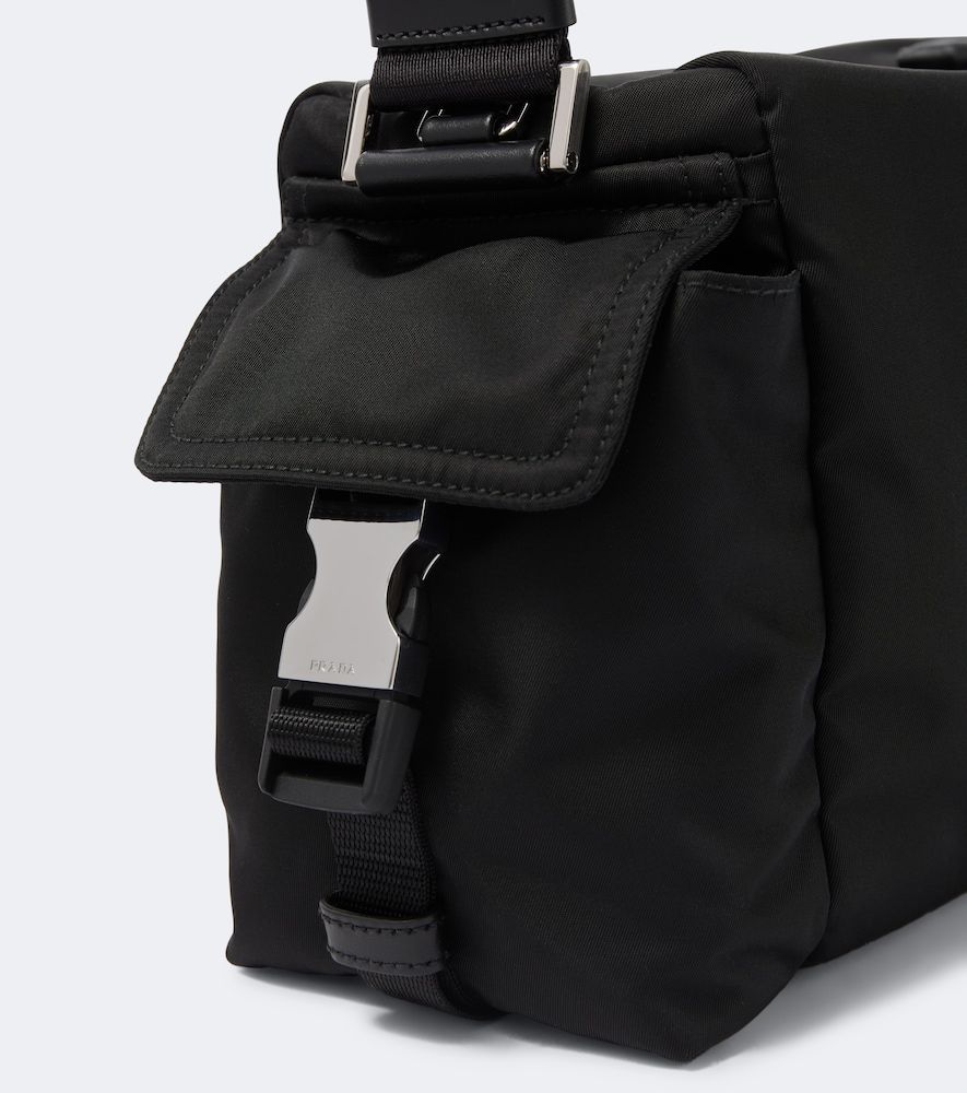 Bolso al hombro Explore de Re-Nylon - Prada - Modalova