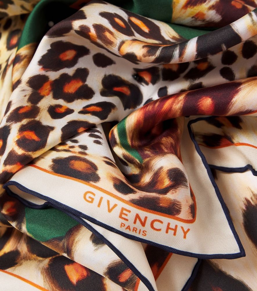 Leopard-print silk twill scarf - Givenchy - Modalova