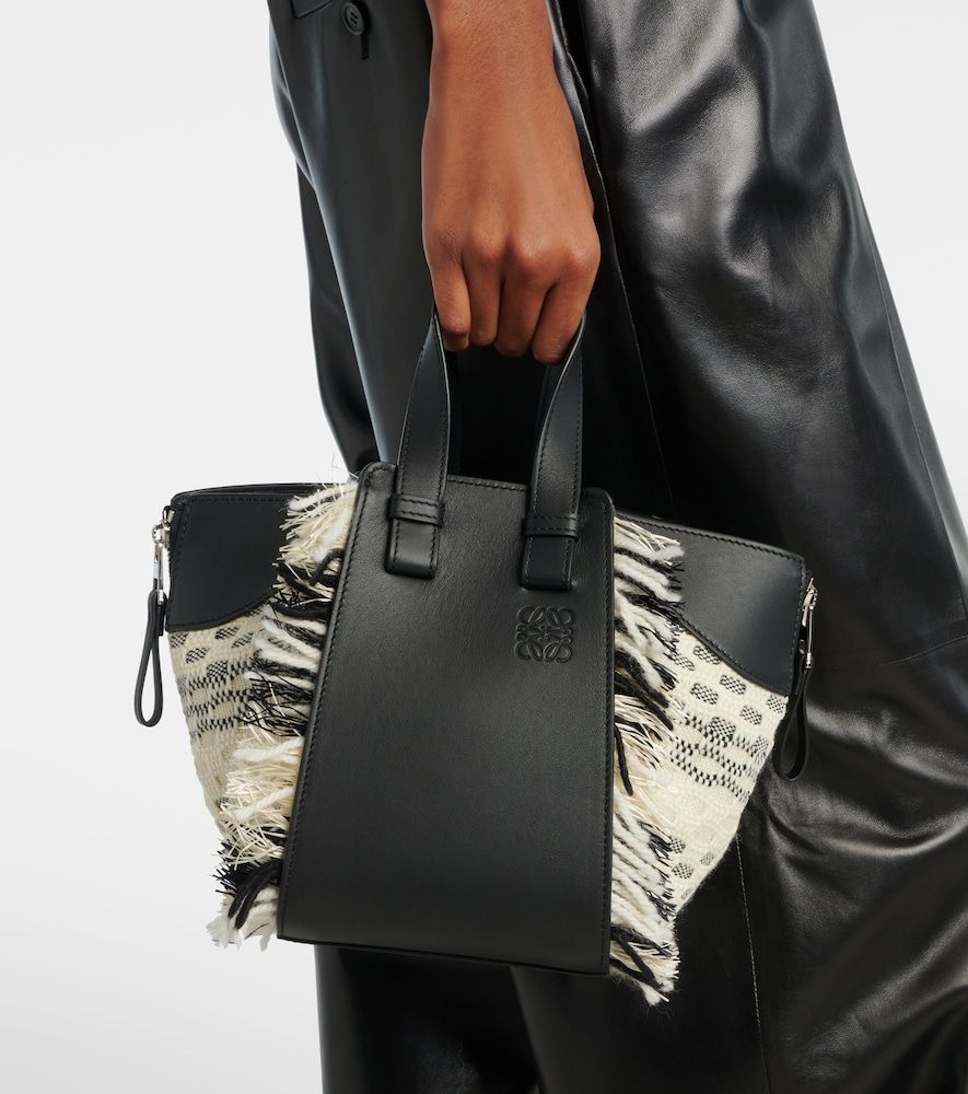 Loewe Bolso Hammock Compact de piel - Loewe - Modalova