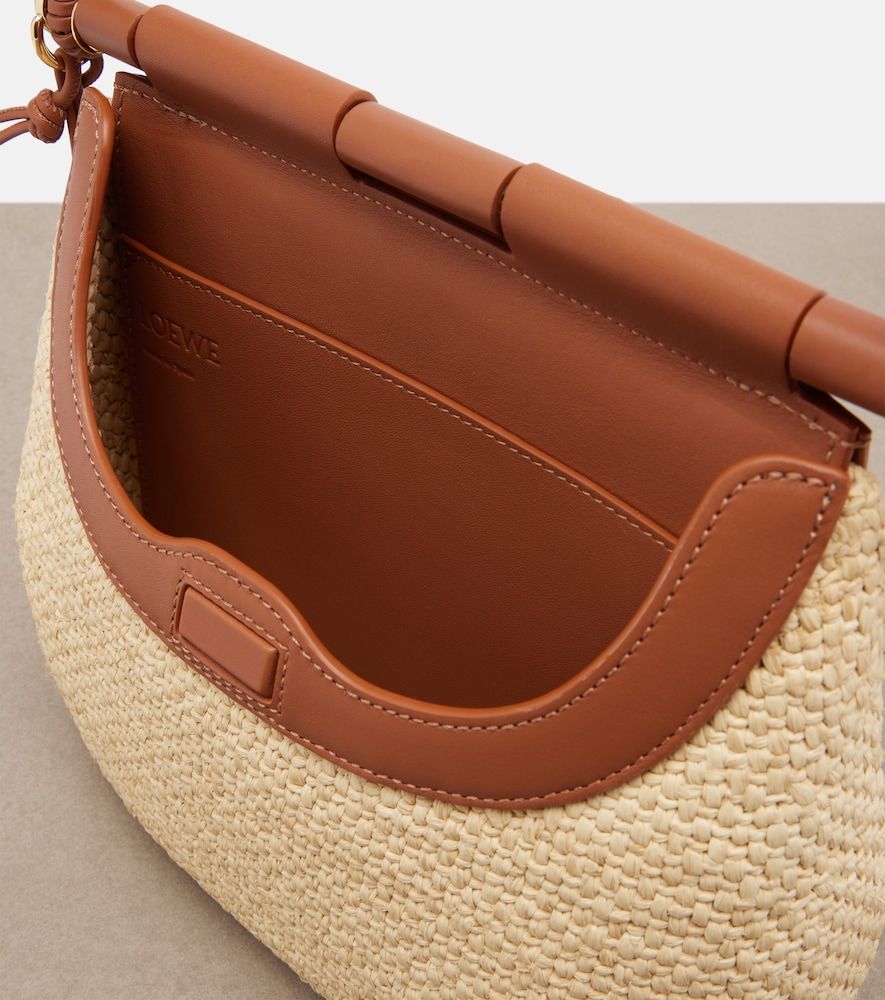 Bolso al hombro Paula's Ibiza Pescador Medium de rafia - Loewe - Modalova