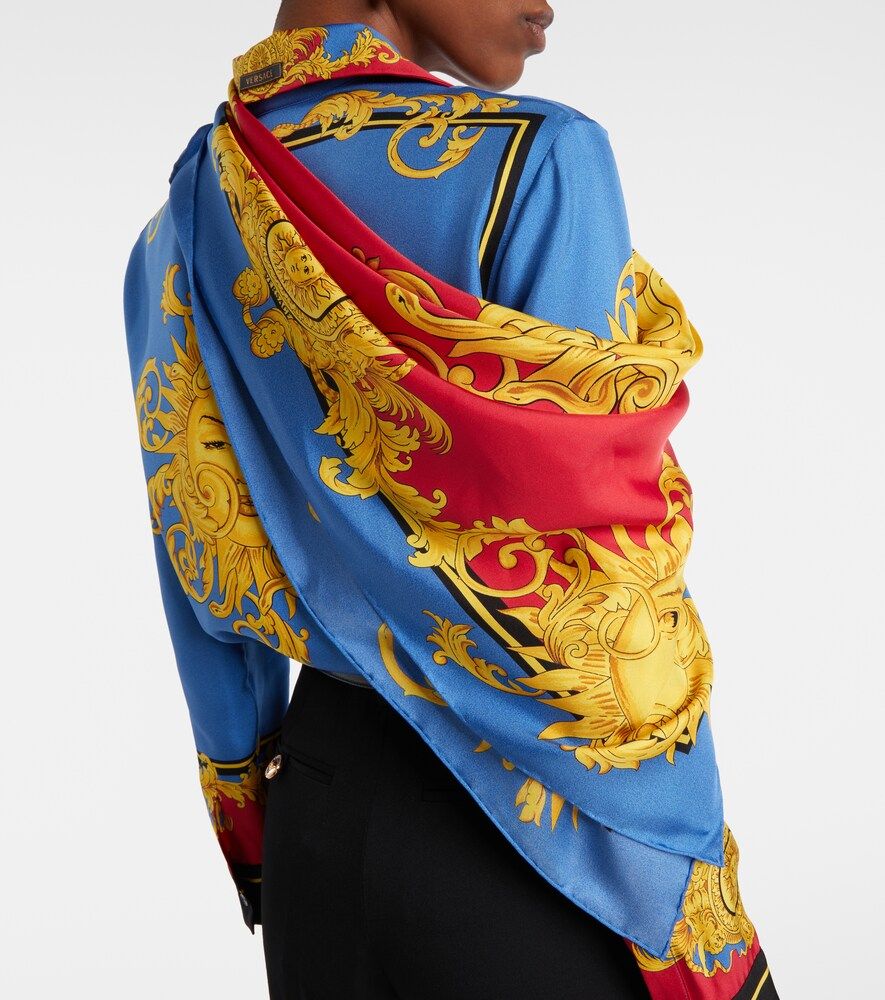 Foulard in twill di seta con stampa - Versace - Modalova