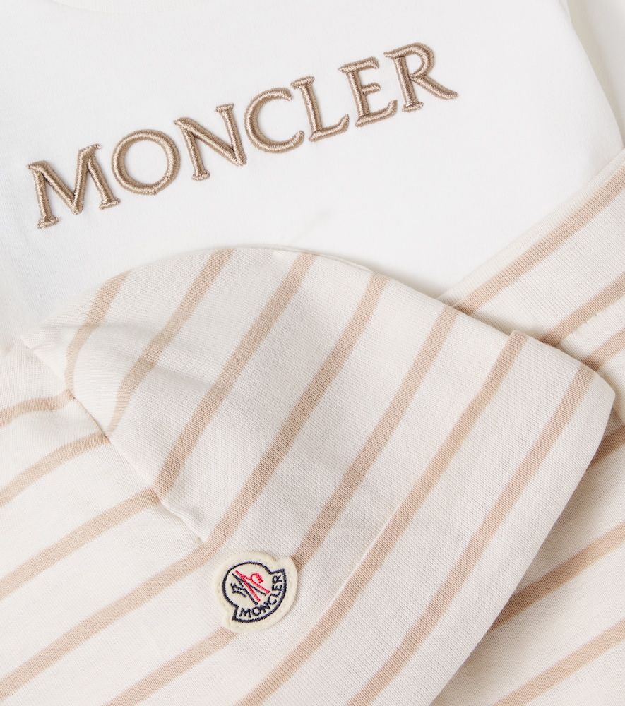 Bebé - set de top, pantalones y gorro de algodón - Moncler Enfant - Modalova