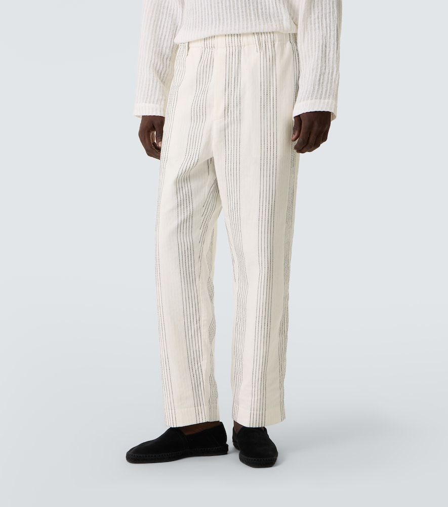 Pantalones rectos Textured de algodón a rayas - Commas - Modalova
