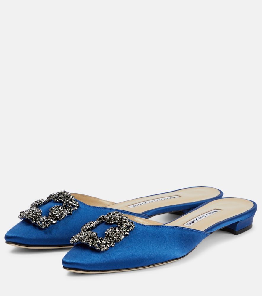 Slippers Hangisimuflat aus Satin mit Kristallen - Manolo Blahnik - Modalova