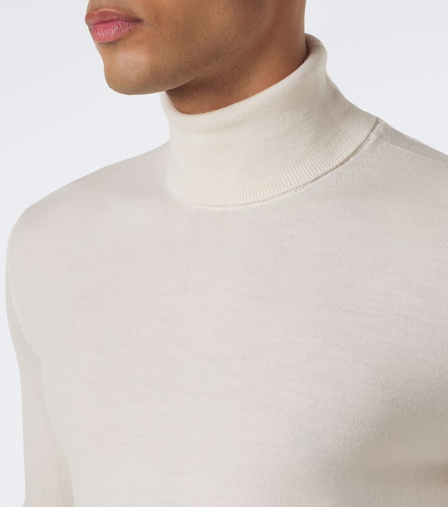 Jersey de lana virgen con cuello alto - Slowear - Modalova