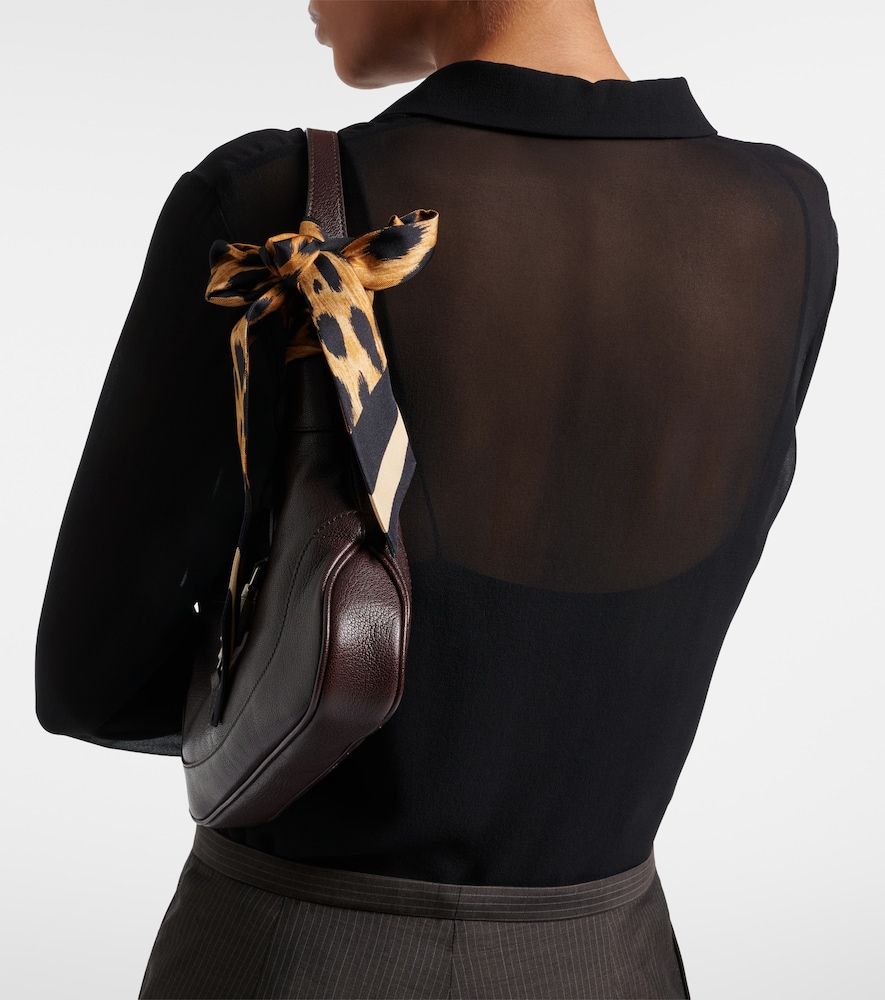 Leopard-print silk twill scarf - Gucci - Modalova