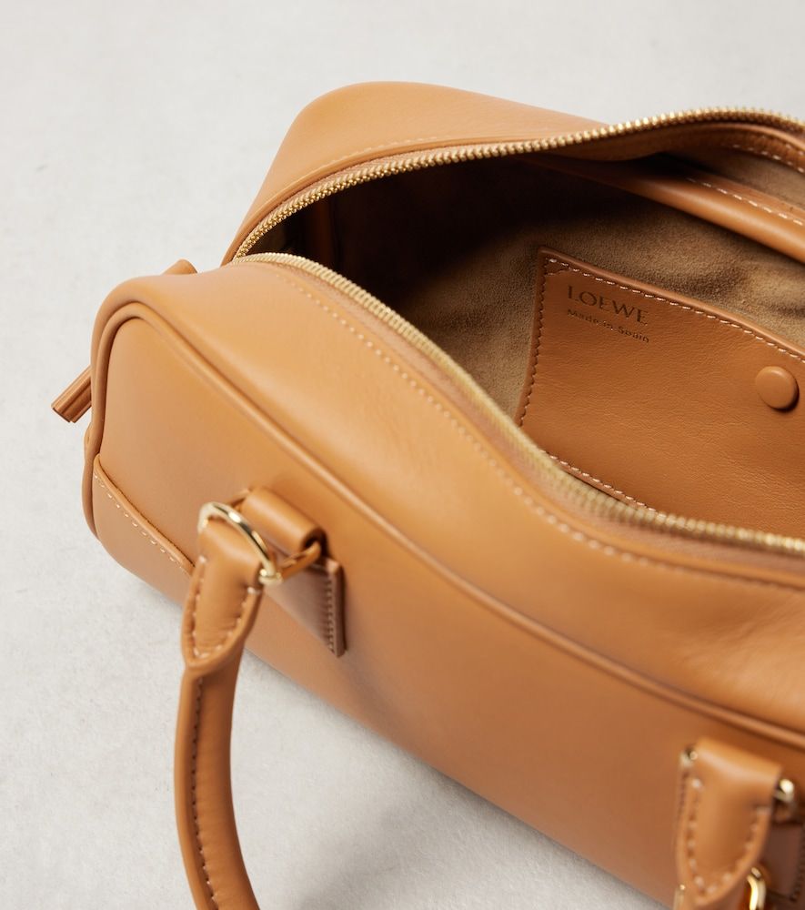 Loewe Amazona 23 leather tote bag - Loewe - Modalova