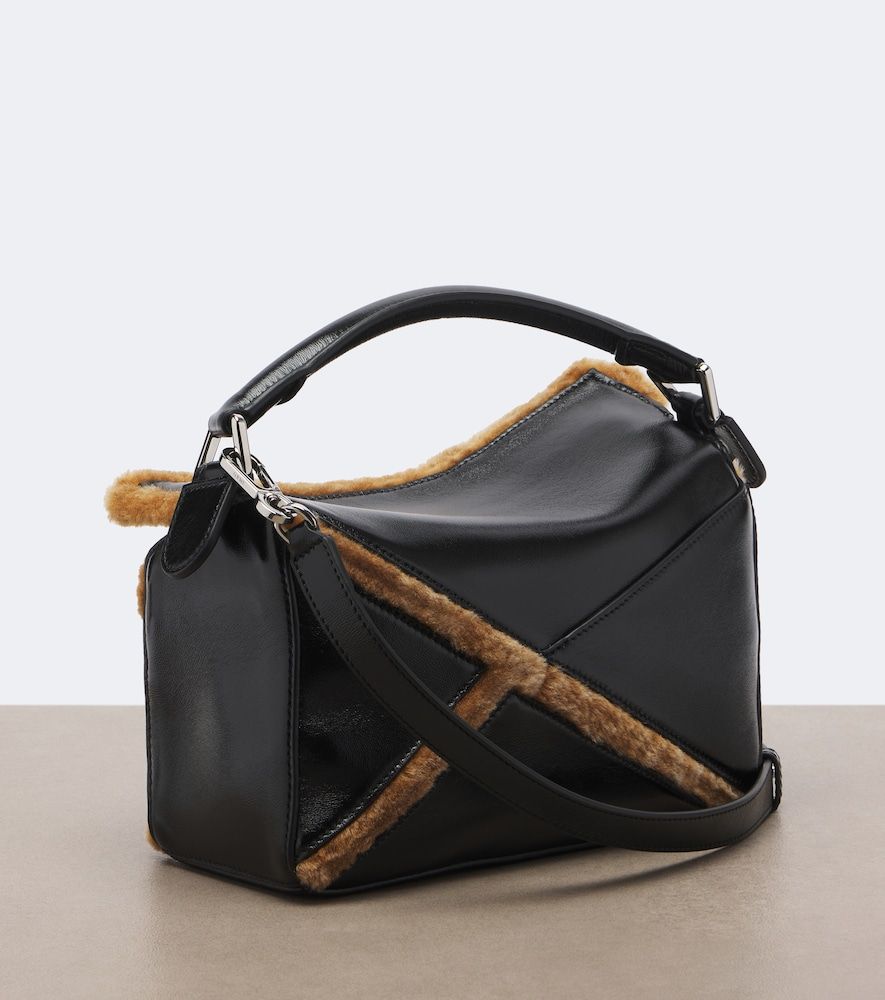Bolso Puzzle Aviator Small de piel con borrego - Loewe - Modalova