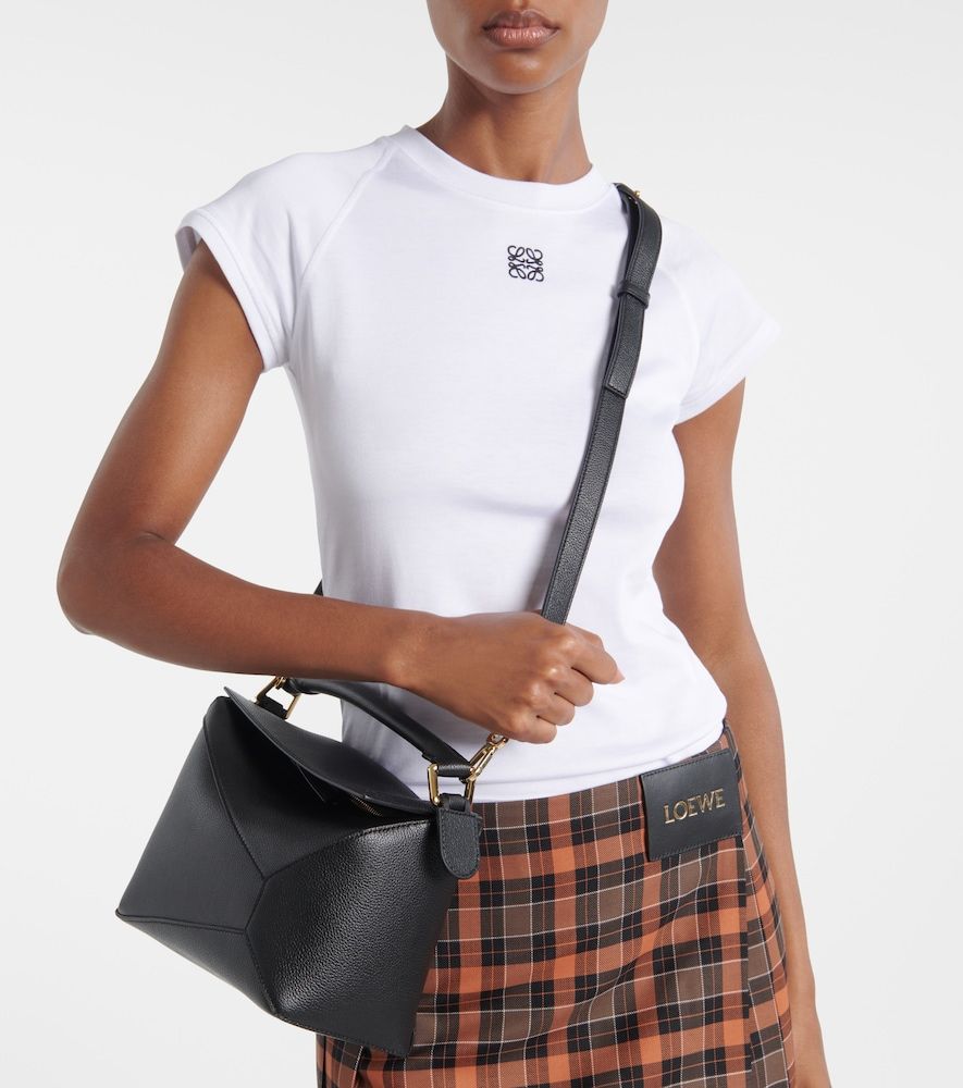 Henkeltasche Puzzle Edge Small aus Leder - Loewe - Modalova