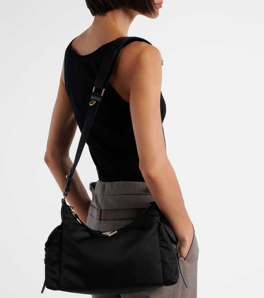 Bolso al hombro Explore Large de Re-Nylon - Prada - Modalova