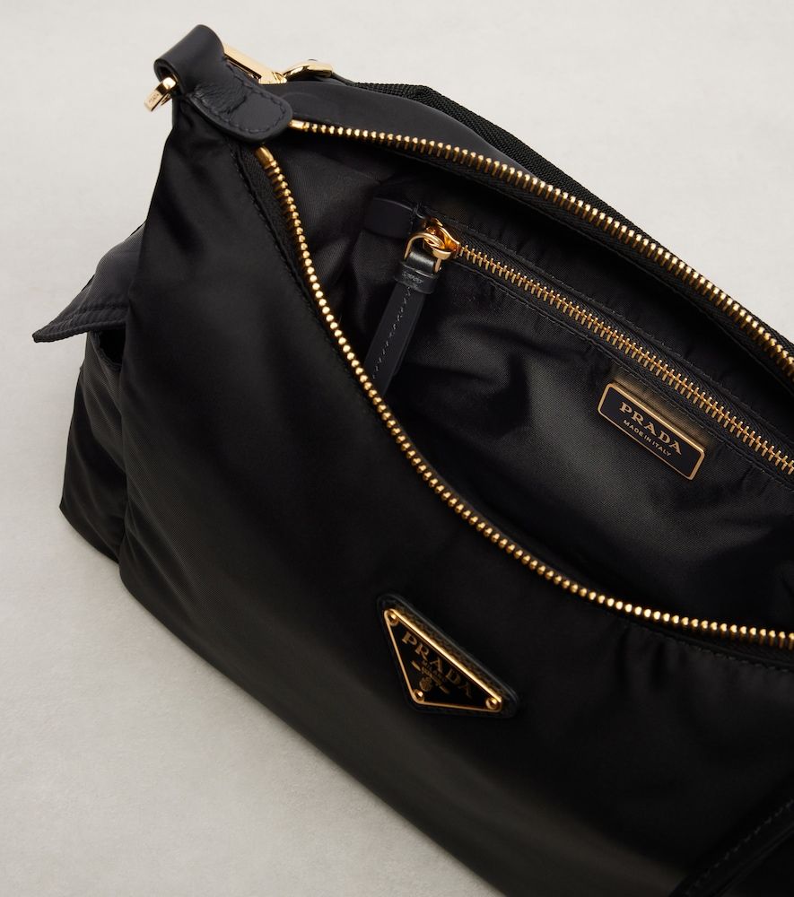 Bolso al hombro Explore Large de Re-Nylon - Prada - Modalova