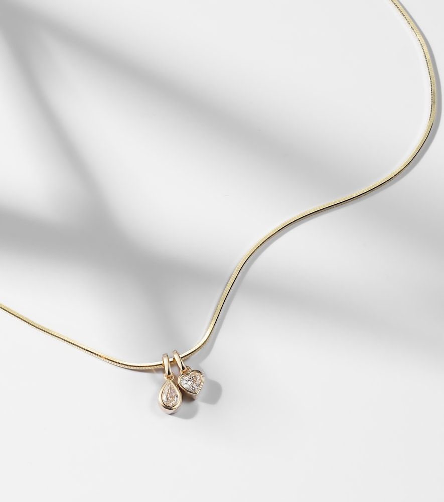 Collar con colgante de oro de 14 ct con diamantes - Roxanne First - Modalova