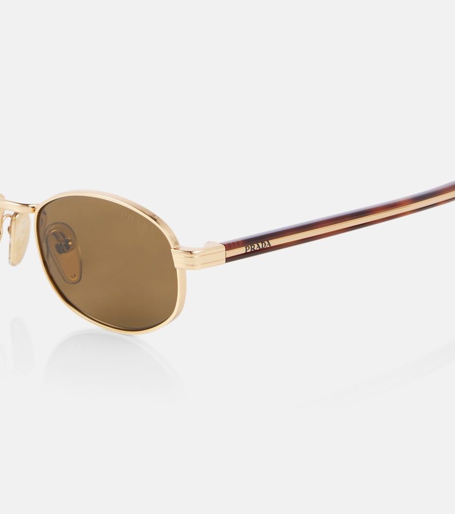 Runde Sonnenbrille Iconic Plaque - Prada - Modalova