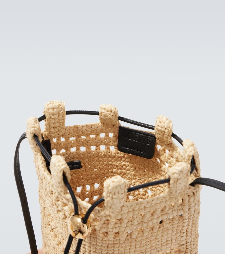 Paula's Ibiza logo raffia crossbody bag - Loewe - Modalova