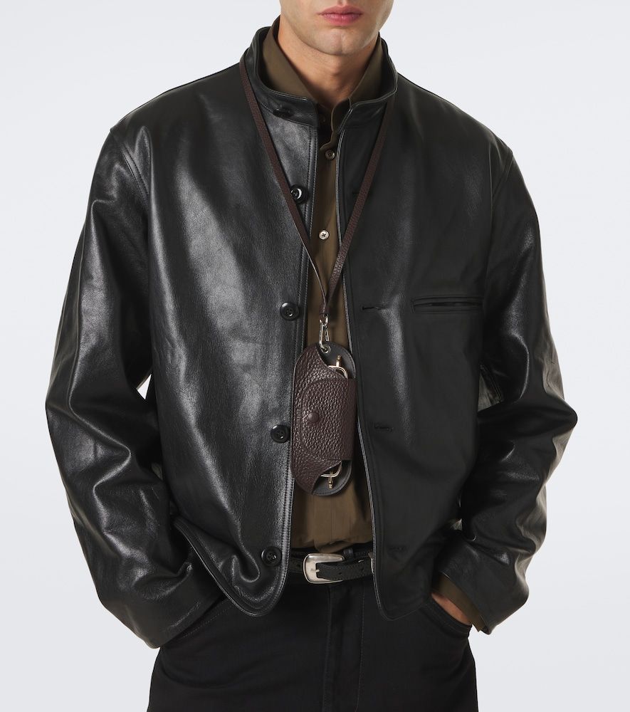 Lemaire Bell leather glasses holder - Lemaire - Modalova