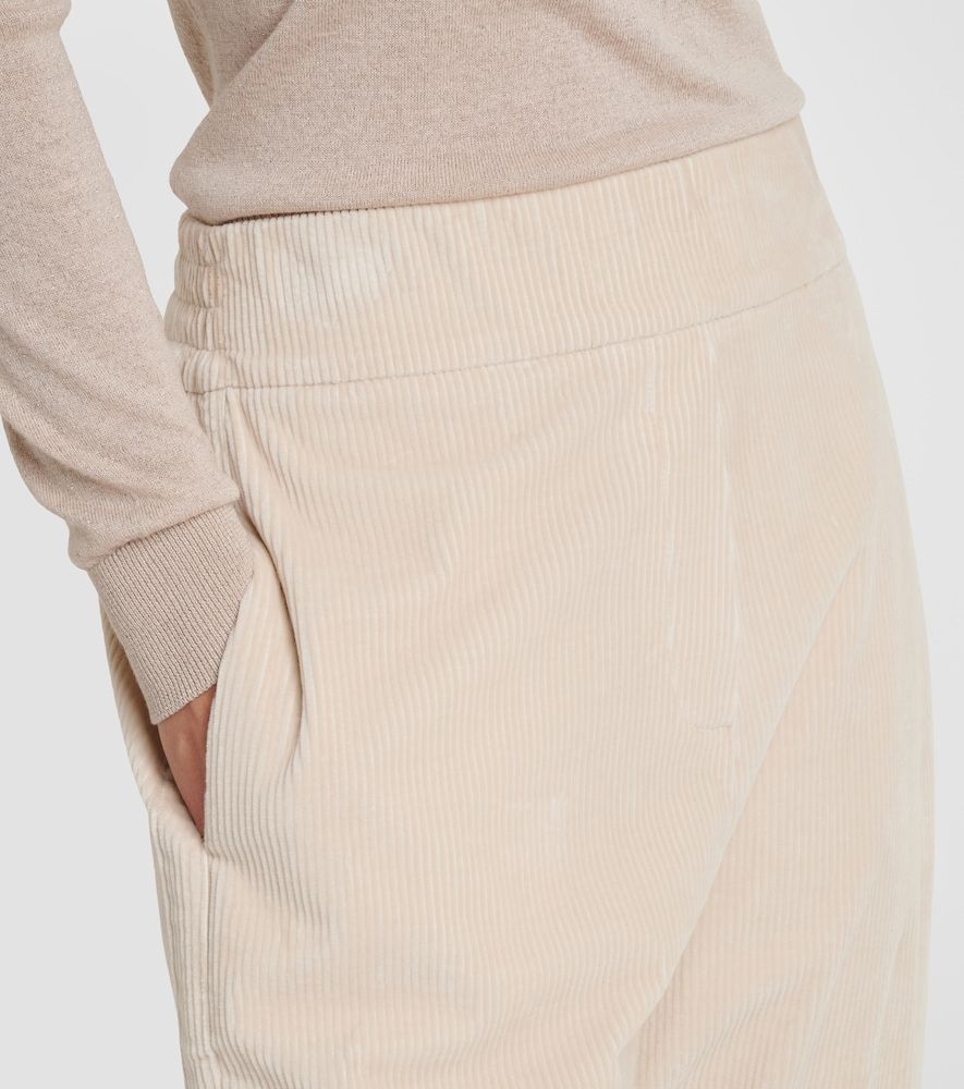 Pantalones tapered de pana de algodón - Eleventy - Modalova