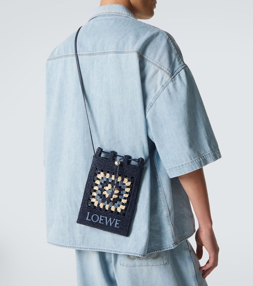 Pouch Paula's Ibiza de croché y rafia con piel - Loewe - Modalova