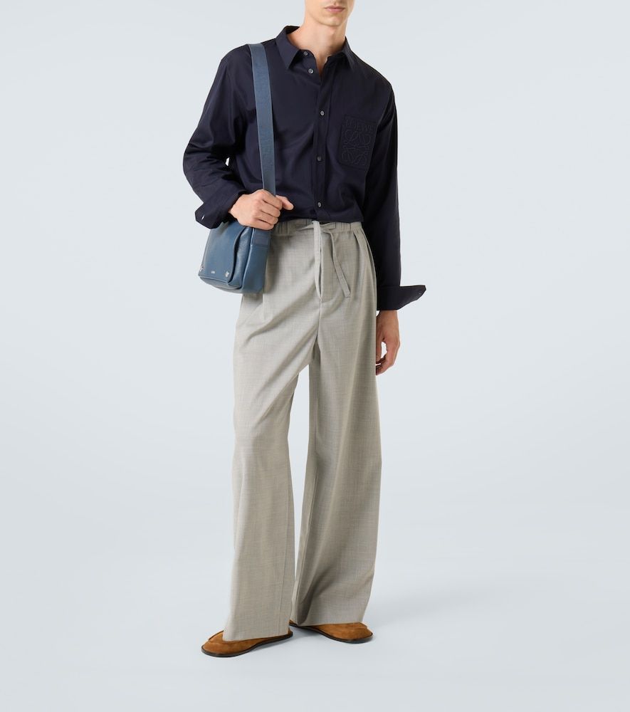 Bolso cruzado Pebble Medium de piel - Loewe - Modalova