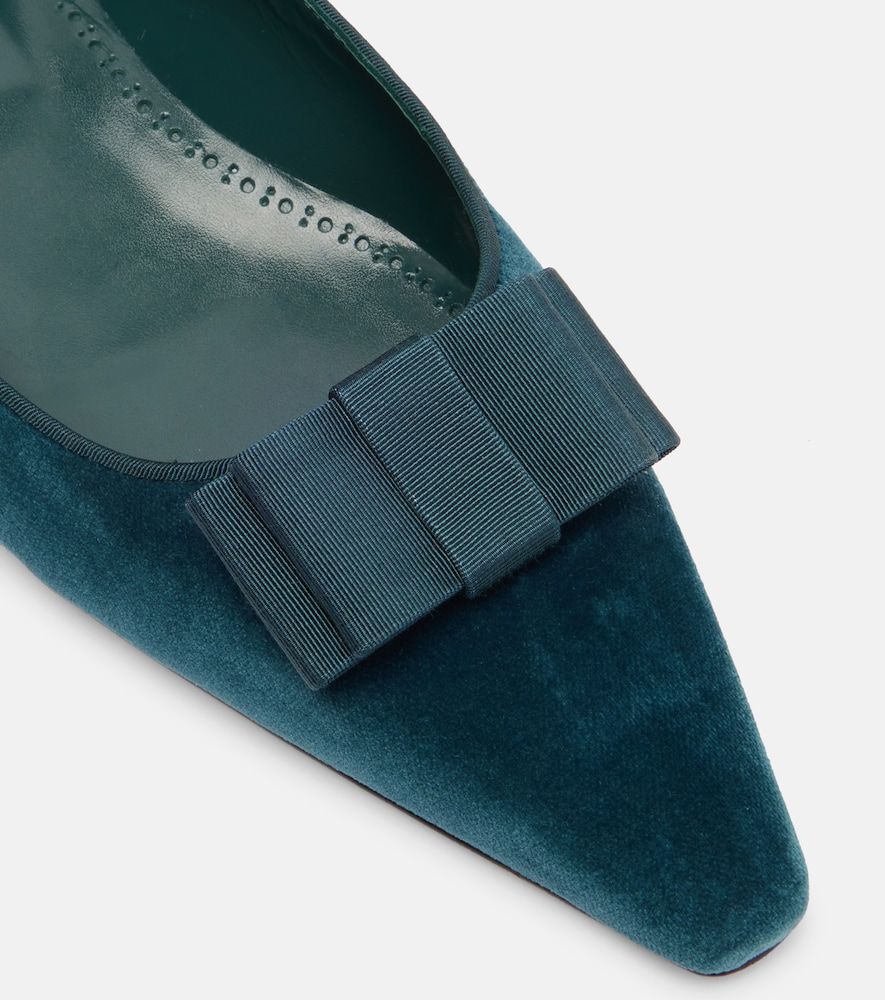 Ballerinas Reador aus Samt - Manolo Blahnik - Modalova