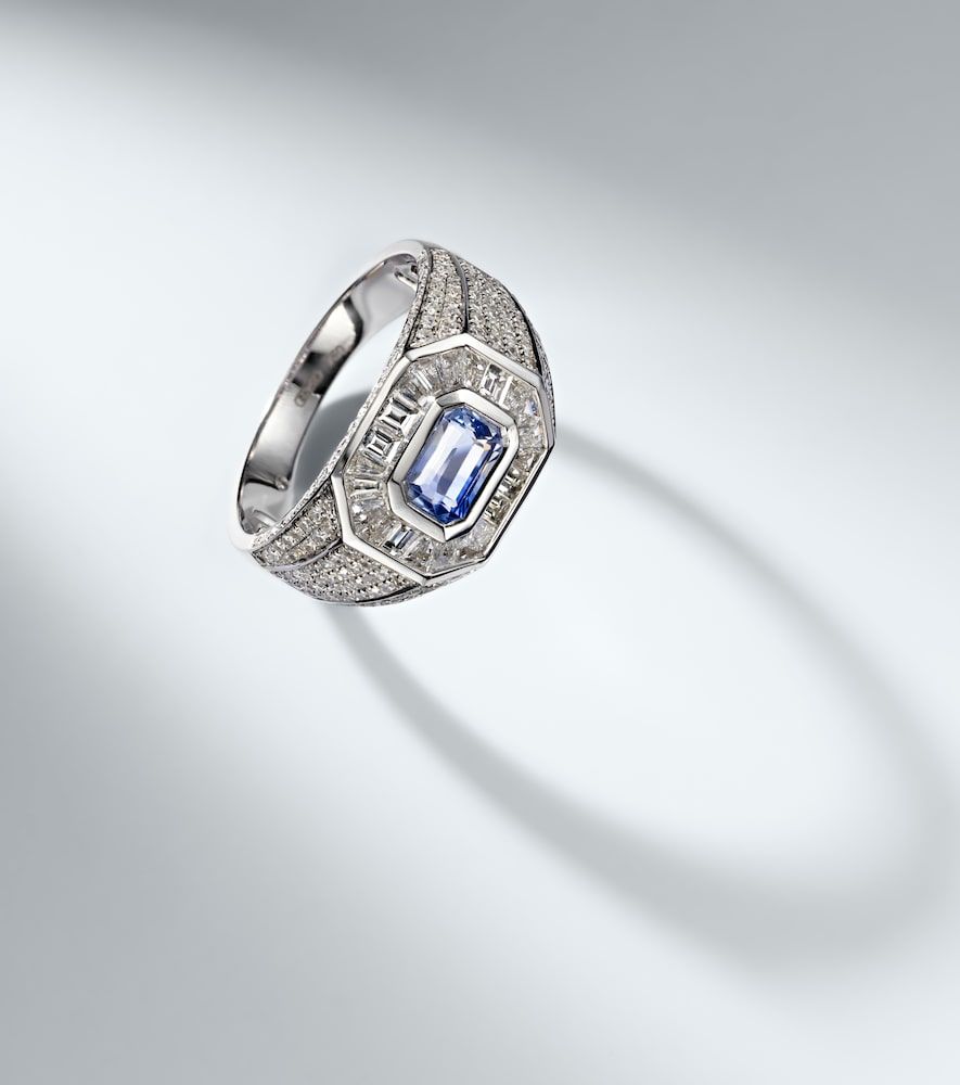 Anello in oro bianco 18kt con zaffiro e diamanti - Shay Jewelry - Modalova