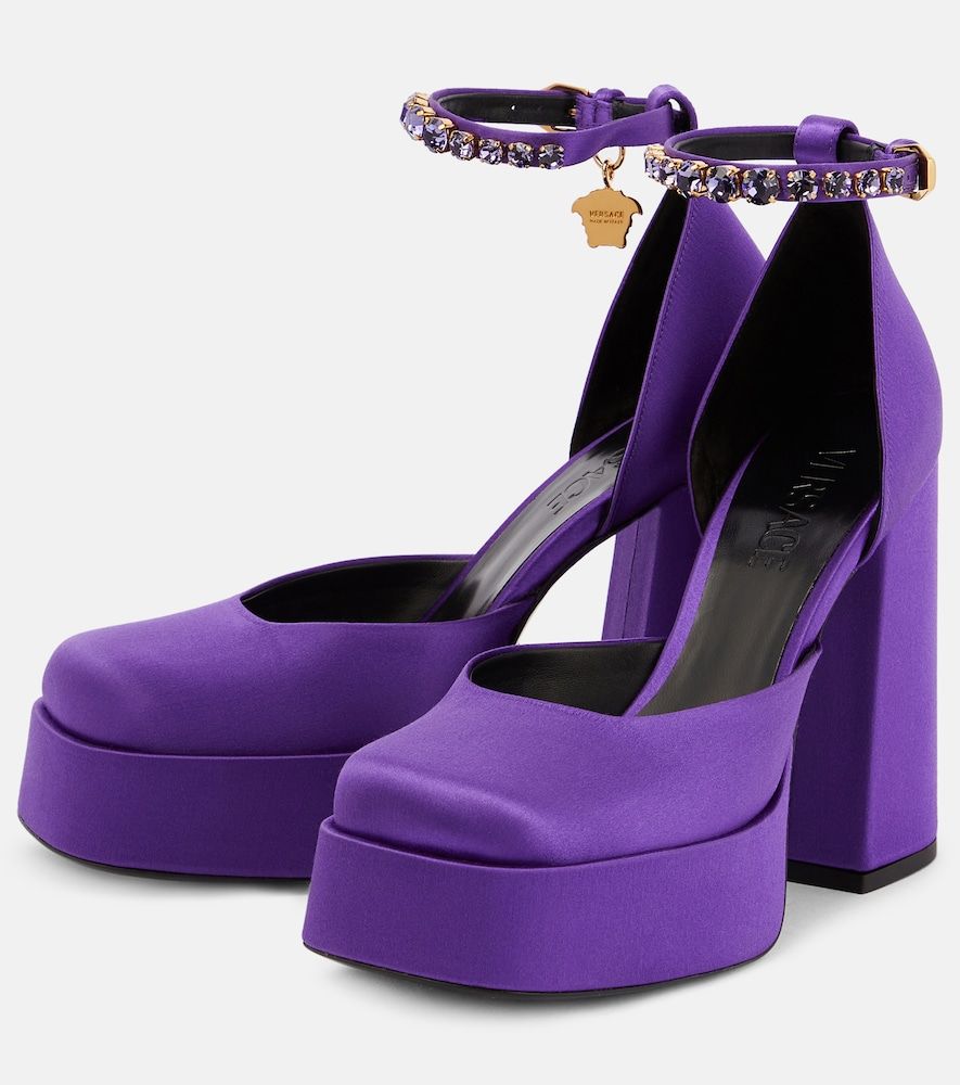 Plateau-Pumps Medusa Aevitas aus Satin - Versace - Modalova