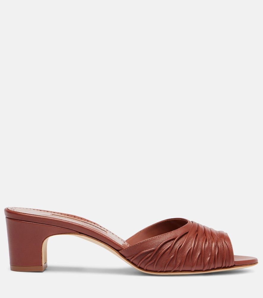 Pantoletten Piruabar aus Leder - Manolo Blahnik - Modalova