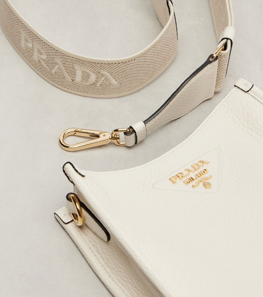 Prada Bolso al hombro Mini de piel - Prada - Modalova