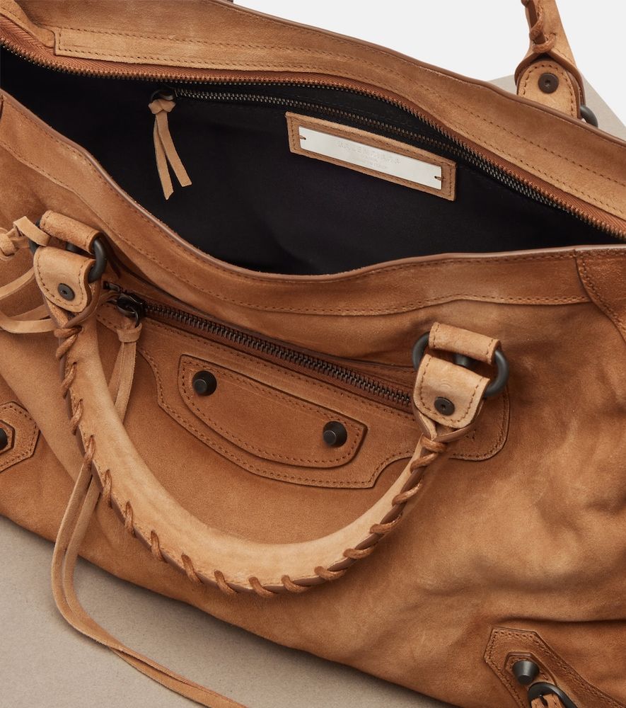 Le City Medium suede top-handle bag - Balenciaga - Modalova