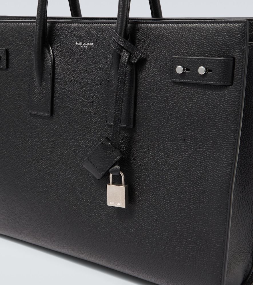 Bolso Sac De Jour Large de piel - Saint Laurent - Modalova
