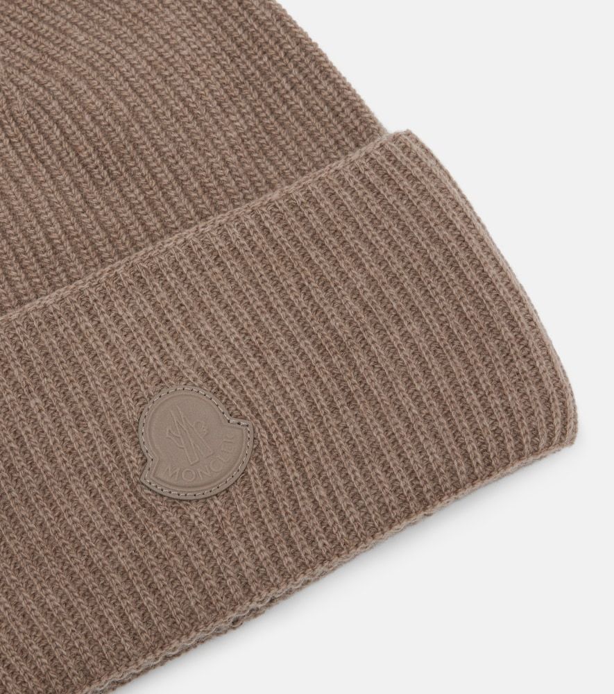 Moncler Wool and cashmere beanie - Moncler - Modalova