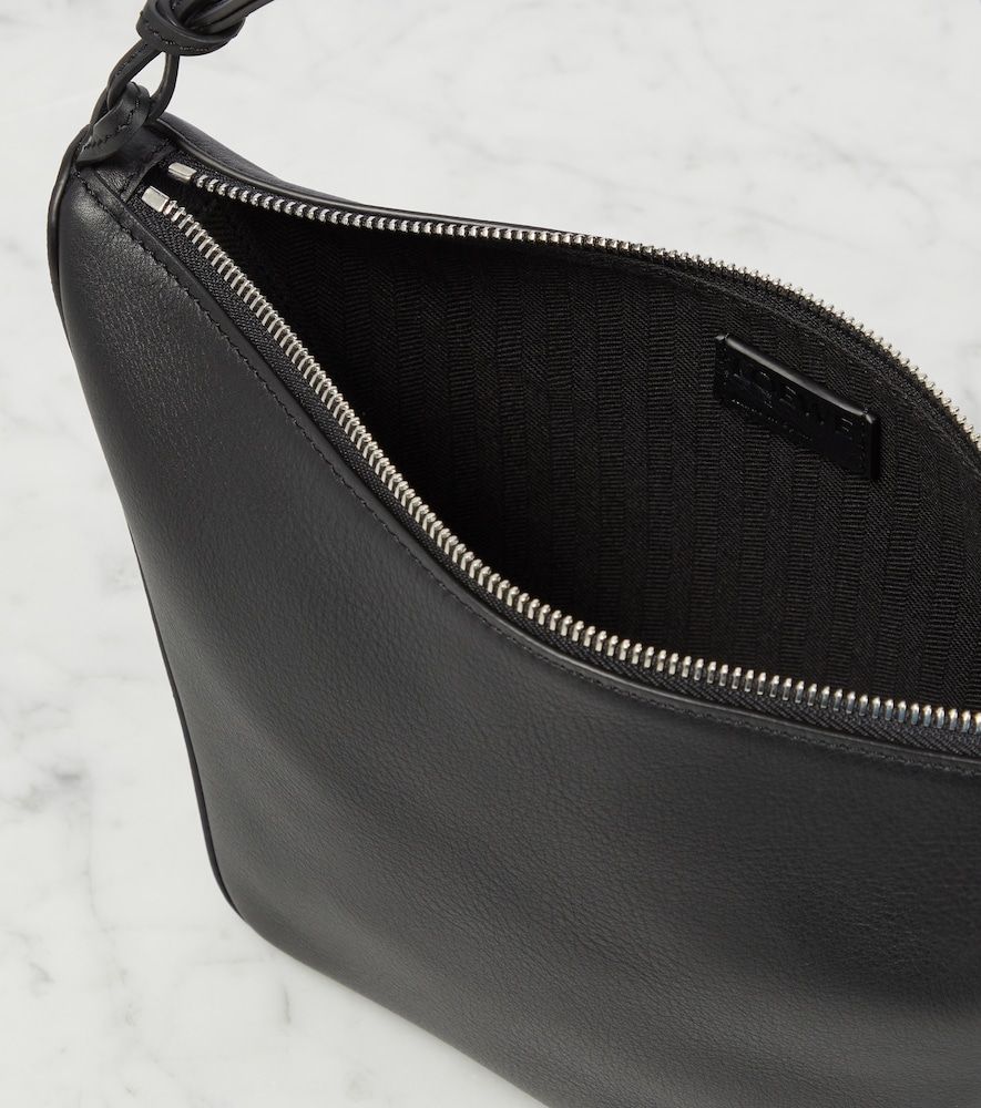 Schultertasche Hammock Mini aus Leder - Loewe - Modalova