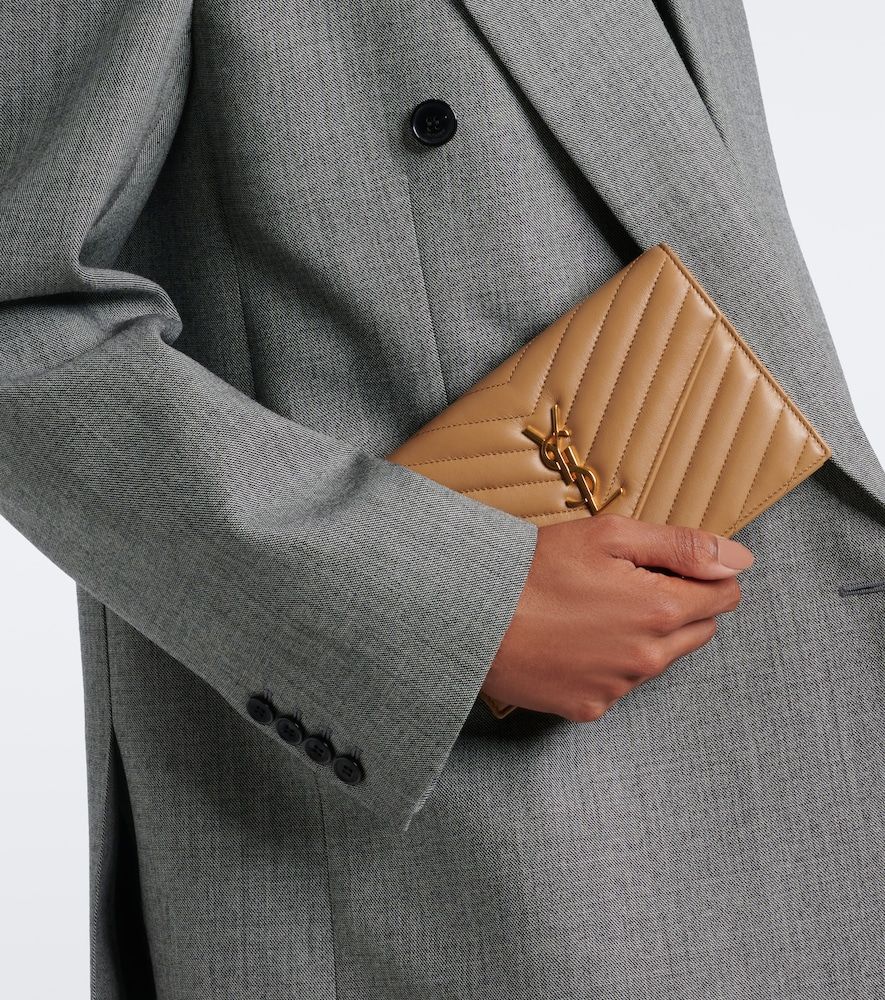 Cassandre Envelope matelasse leather wallet on chain - Saint Laurent - Modalova