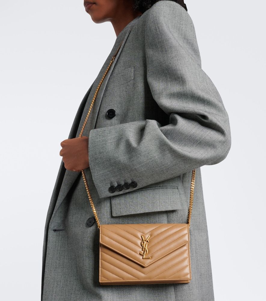 Cartera con cadena Cassandre Envelope de piel matelassé - Saint Laurent - Modalova