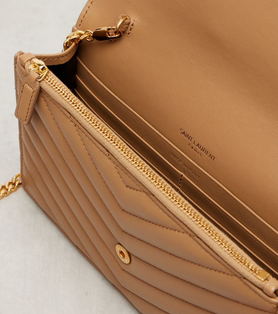 Cartera con cadena Cassandre Envelope de piel matelassé - Saint Laurent - Modalova
