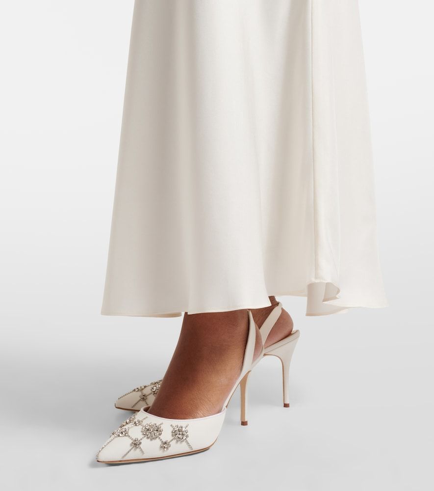Slingback-Pumps Ralyne 90 aus Crêpe de Chine - Manolo Blahnik - Modalova