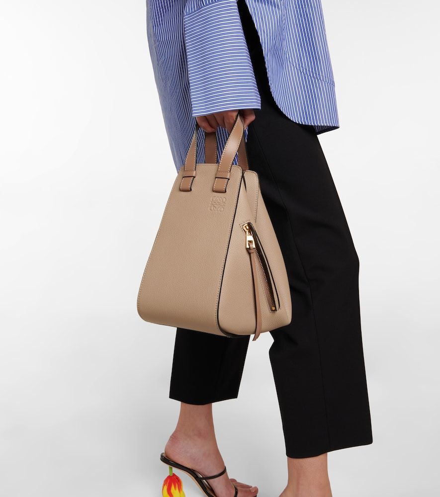 Bolso al hombro Hammock Small de piel - Loewe - Modalova