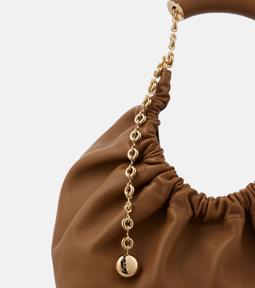 Bolso al hombro Squeeze Medium de piel - Loewe - Modalova