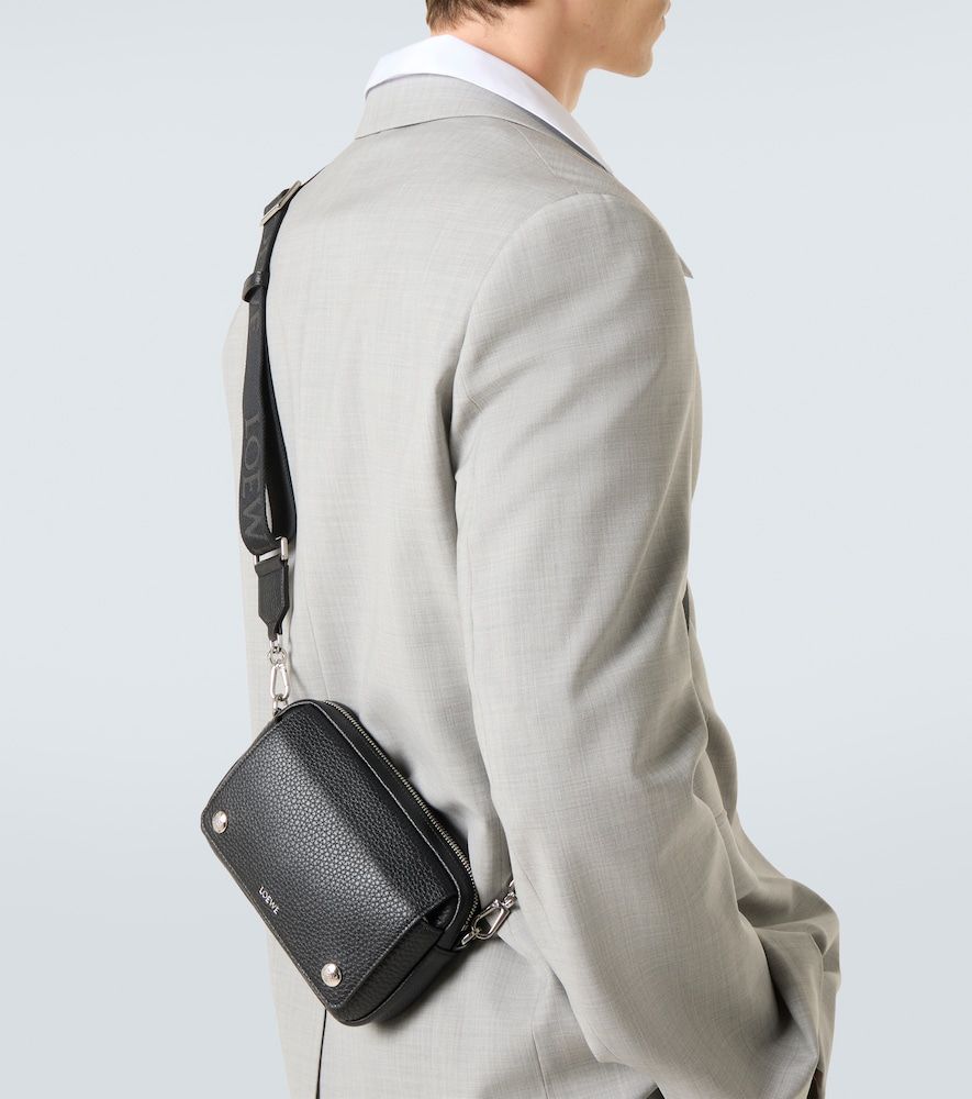 Bolso al hombro Pebble Small de piel - Loewe - Modalova