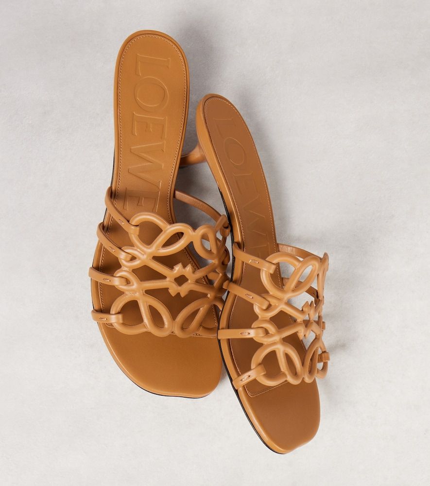Mules Paula's Ibiza Petal de piel con anagrama - Loewe - Modalova